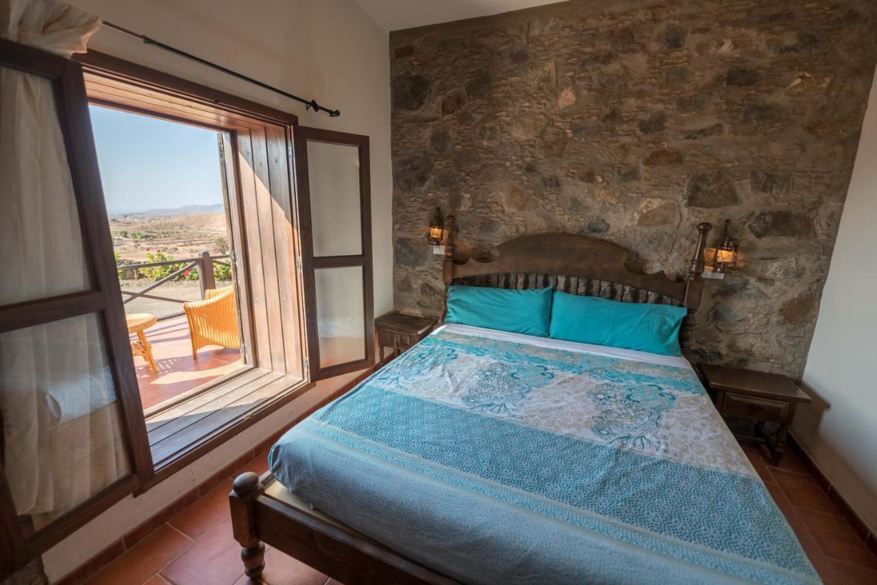 Hotel Rural Huerto Viejo Tesejerague Екстер'єр фото