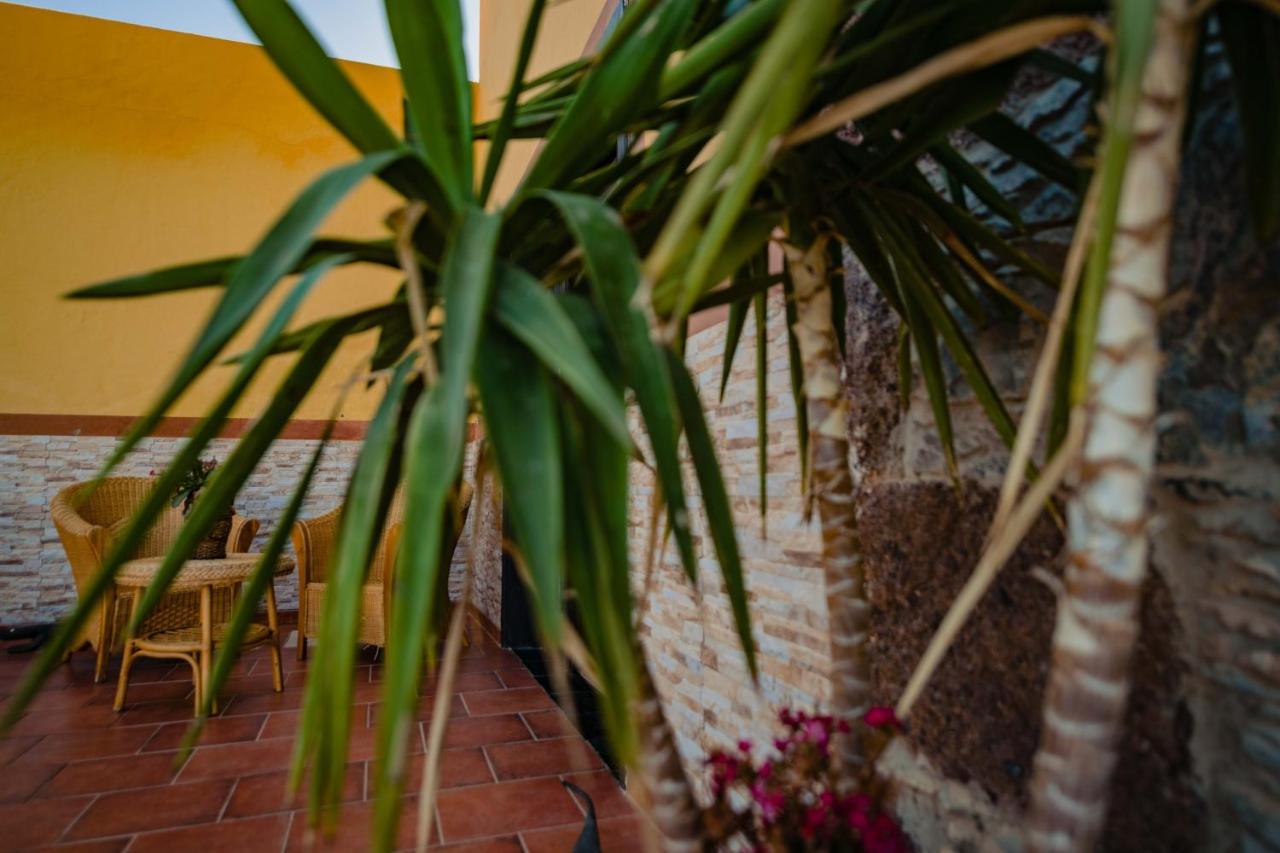 Hotel Rural Huerto Viejo Tesejerague Екстер'єр фото