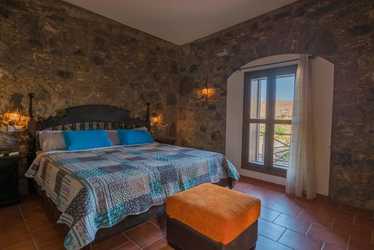 Hotel Rural Huerto Viejo Tesejerague Екстер'єр фото