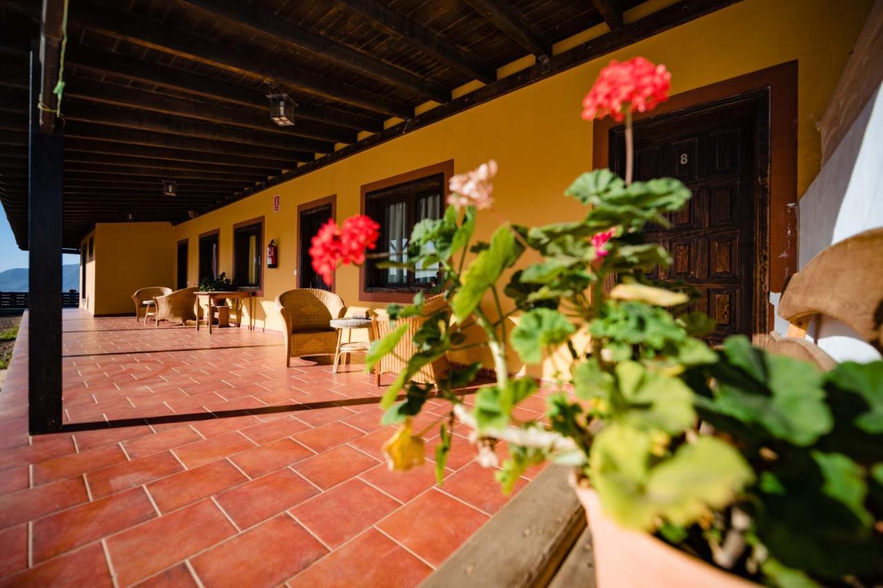 Hotel Rural Huerto Viejo Tesejerague Екстер'єр фото